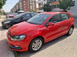 Rojo Usado 2017 VW Polo Advance Berlina | 11.000 € (Precio justo)
