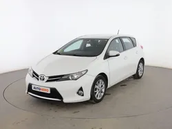 Blanco Usado 2014 Toyota Auris Active Utilitario | 10.999 € (Un poco caro)