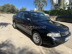 Negro Usado 2000 Audi A4 Berlina | 3600 €