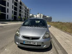 Gris / plata Usado 2003 Honda Jazz LS Utilitario | 2800 €