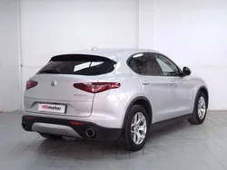 Gris Usado 2019 Alfa Romeo Stelvio SUV | 19.750 € (Precio justo)