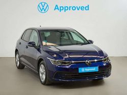 Azul Usado 2024 VW Golf VIII Life Utilitario | 28.480 € (Un poco caro)