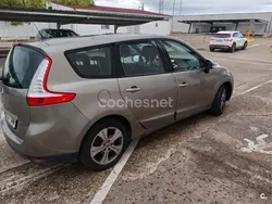 Marrón Usado 2009 Renault Grand Scénic III Dynamique Monovolumen | 6000 € (Buen precio)