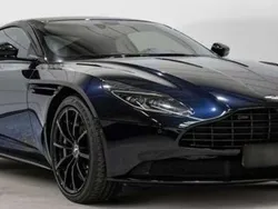 Negro Usado 2021 Aston Martin DB11 Coupe | 224.900 €
