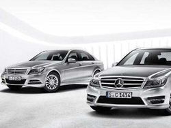 Blanco Nuevo 2025 Mercedes GLB200 SUV | 55.900 €