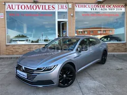 Gris / plata Usado 2019 VW Arteon Berlina | 23.999 € (Un poco caro)