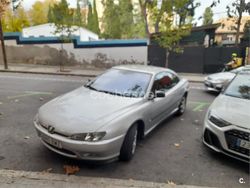 Gris / plata Usado 2001 Peugeot 406 Coupe Coupe | 2900 €