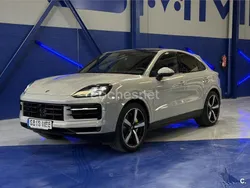 Gris / plata Usado 2024 Porsche Cayenne SUV | 114.000 € (Buen precio)