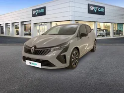 Gris Usado 2024 Renault Clio V Techno Berlina | 18.990 € (Un poco caro)