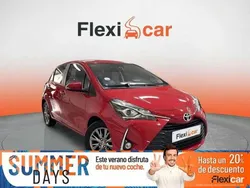 Rojo Usado 2018 Toyota Yaris Active Utilitario | 10.790 € (Precio justo)