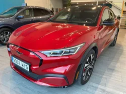 Rojo Usado 2024 Ford Mustang Mach-E Premium SUV | 38.750 €