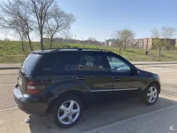 Negro Usado 2006 Mercedes ML320 SUV | 9900 € (Un poco caro)