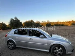Gris / plata Usado 2006 Opel Signum Cosmo Familiar | 4300 €