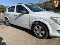 Blanco Usado 2008 Opel Astra Enjoy Berlina | 3500 € (Precio justo)