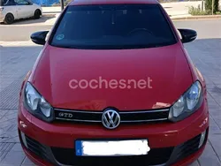 Rojo Usado 2009 VW Golf VI GTD Berlina | 7300 € (Buen precio)