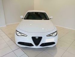 Blanquecino Usado 2019 Alfa Romeo Giulia Executive Berlina | 35.370 €