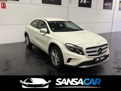 Blanco Usado 2015 Mercedes GLA200 Style SUV | 18.690 € (Precio justo)