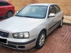 Usado 2002 Hyundai Elantra Berlina | 2300 €