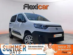 Blanco Usado 2023 Fiat Doblò Monovolumen | 20.990 € (Caro)
