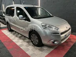 Gris / plata Usado 2015 Peugeot Partner Tepee Access Monovolumen | 7990 € (Precio justo)