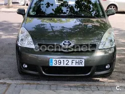 Gris / plata Usado 2006 Toyota Corolla Verso Sol Monovolumen | 4700 € (Un poco caro)