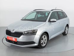 Gris / plata Usado 2022 Skoda Fabia Ambition Familiar | 14.500 € (Precio justo)