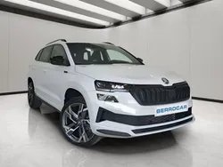 Blanco Usado 2024 Skoda Karoq SportLine SUV | 34.750 €