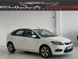 Blanco Usado 2009 Ford Focus Trend Berlina | 5499 € (Precio justo)