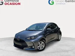 Gris Usado 2024 Toyota Yaris Edition Utilitario | 17.290 € (Precio justo)