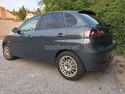Gris / plata Usado 2006 Seat Ibiza Reference Berlina | 2800 € (Precio justo)