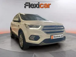 Blanco Usado 2019 Ford Kuga Titanium SUV | 13.490 € (Super precio)