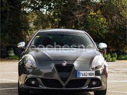 Marrón Usado 2011 Alfa Romeo Giulietta Quadrifoglio Verde Berlina | 18.000 €