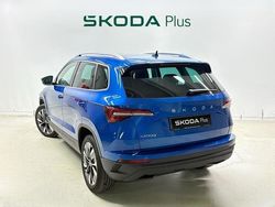 Azul Usado 2025 Skoda Karoq SUV | 34.900 €