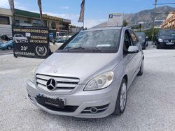 Gris / plata Usado 2011 Mercedes B180 Monovolumen | 5999 € (Precio justo)