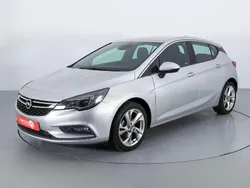 Gris / plata Usado 2017 Opel Astra Selective Familiar | 12.000 € (Precio justo)