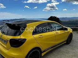 Amarillo Usado 2016 Mercedes A45 AMG AMG Berlina | 24.500 € (Precio justo)