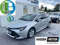 Plateado Usado 2021 Toyota Corolla Active Familiar | 17.900 € (Precio justo)