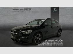 Kosmosblack met. Usado 2022 Mercedes GLA200 AMG line SUV | 35.790 € (Precio justo)