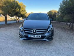 Gris Usado 2018 Mercedes B200 Monovolumen | 17.900 € (Buen precio)