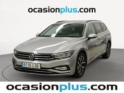 Gris plata Usado 2021 VW Passat Executive Familiar | 22.125 € (Precio justo)