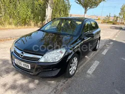 Negro Usado 2007 Opel Astra Cosmo Berlina | 2490 € (Precio justo)