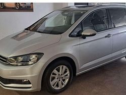 Gris Usado 2020 VW Touran Advance Monovolumen | 15.000 € (Buen precio)