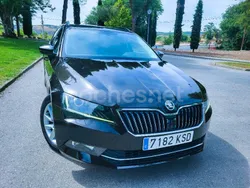 Marrón Usado 2019 Skoda Superb Style Familiar | 17.999 € (Precio justo)