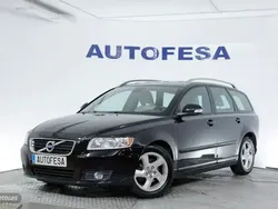 Negro Usado 2011 Volvo V50 Momentum Familiar | 6750 €