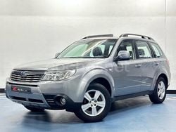 Gris / plata Usado 2009 Subaru Forester SUV | 8490 €