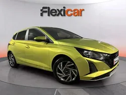 Amarillo Usado 2024 Hyundai i20 Berlina | 13.490 € (Super precio)