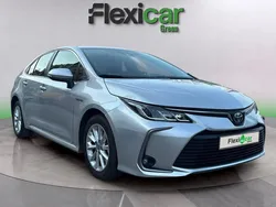 Gris Usado 2021 Toyota Corolla Active Berlina | 21.990 € (Precio justo)
