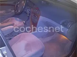 Gris / plata Usado 2001 Citroën C5 Berlina | 2100 € (Precio justo)