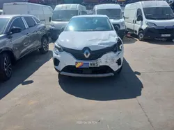 Blanco Usado 2024 Renault Captur Equilibre SUV | 6800 €