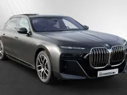 Gris Usado 2024 BMW 750e Berlina | 109.900 €